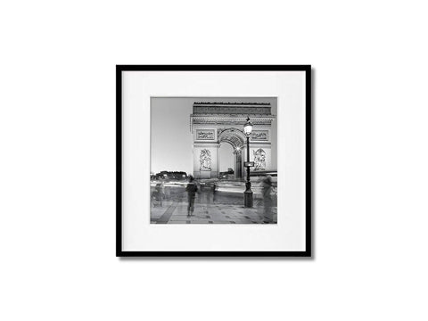 Arc de Triomphe Evening Silhouettes in Black & White - Luminous Crystal Porcelain Framed Art Print - Furnt
