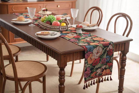 Country Meadow Floral Table Runner – 180 x 33 cm
