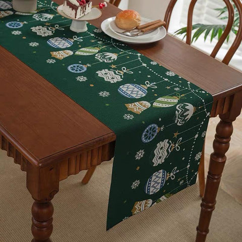 Evergreen Christmas Baubles Table Runner – 180 x 35 cm