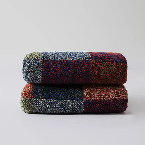 New Vintage-Style Checkered Luxury Knitted Throw